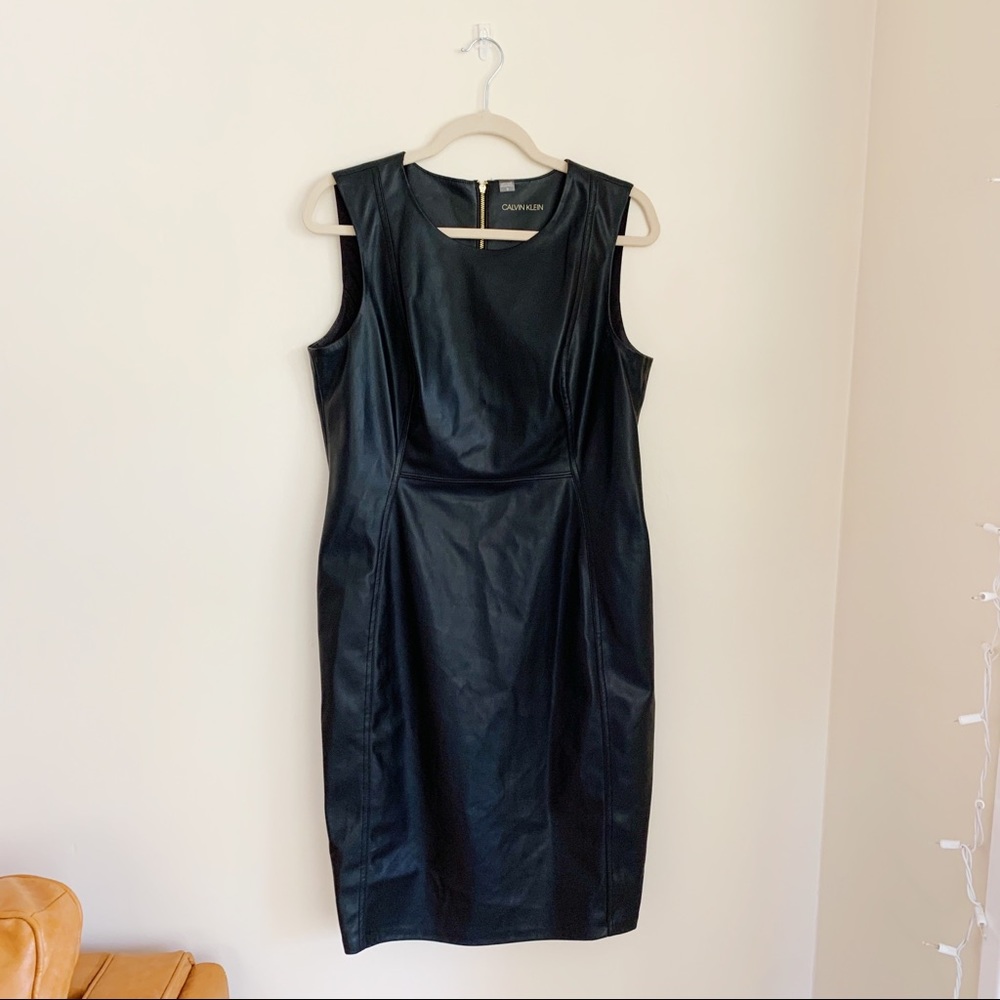 Calvin Klein Womens Vegan Leather Sleeveless Black Dress with Zip Size 12.